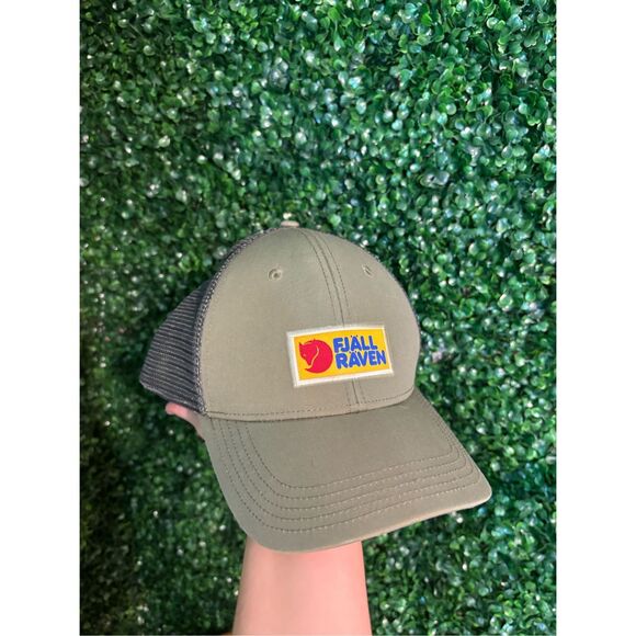 Fjallraven Vardag Langtradrakeps Hat Men's Unisex Deep Forest Green Cap L/Xl - Picture 1 of 3